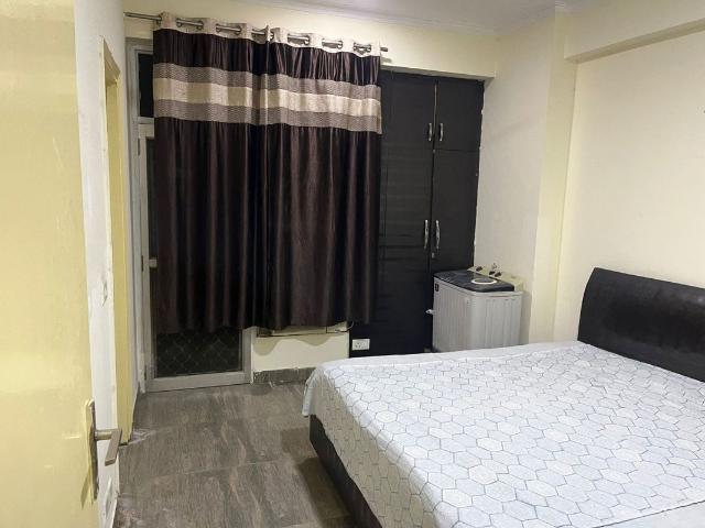 Gaur City 1st Avenue 2 Bedroom 1040 Sq. Ft. Apartment in Sector 4 Greater Noida Listing ID: #9979