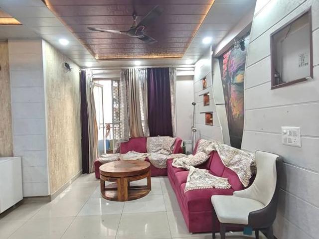 Gaur City 1st Avenue 3 Bedroom 1245 Sq. Ft. Apartment in Sector 4 Greater Noida Listing ID: #9894