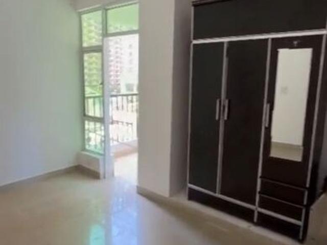 Gaur City 2 12th Avenue 2 Bedroom 1055 Sq. Ft. Apartment in Sector 16c Greater Noida Listing ID: #10380