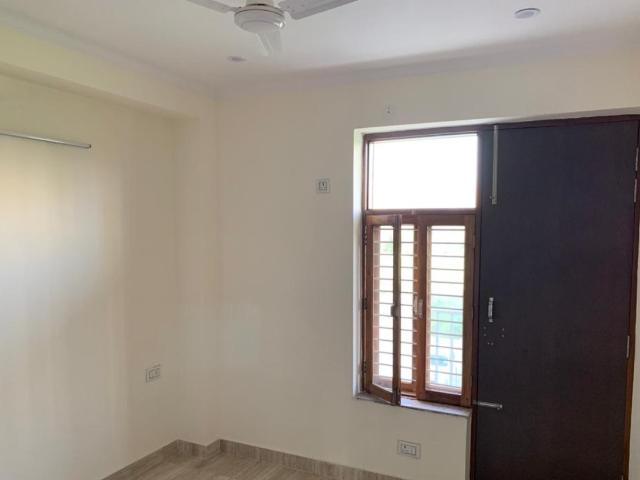 Gaur City 2 12th Avenue 2 Bedroom 1225 Sq. Ft. Apartment in Sector 16c Greater Noida Listing ID: #9558