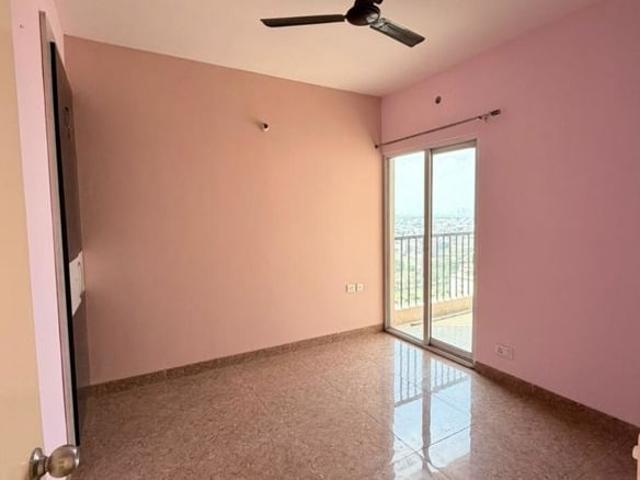 Gaur City 2 3.5 Bedroom 1657 Sq. Ft. Apartment in Sector 16c Greater Noida Listing ID: #10372