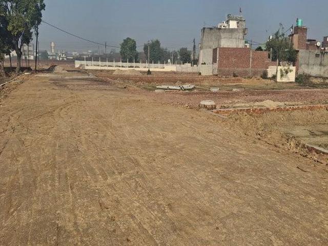 Gaur Yamuna City, Yamuna Expressway 600 Sq. Ft. Plot in Gaur Yamuna City Greater Noida Listing ID: #10077