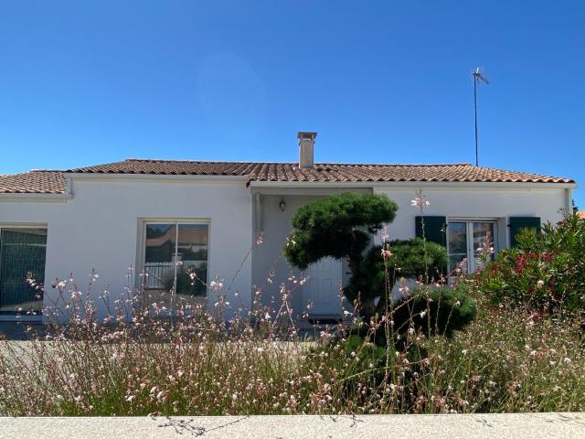 GAURA Maison 3 chambres bord de mer
