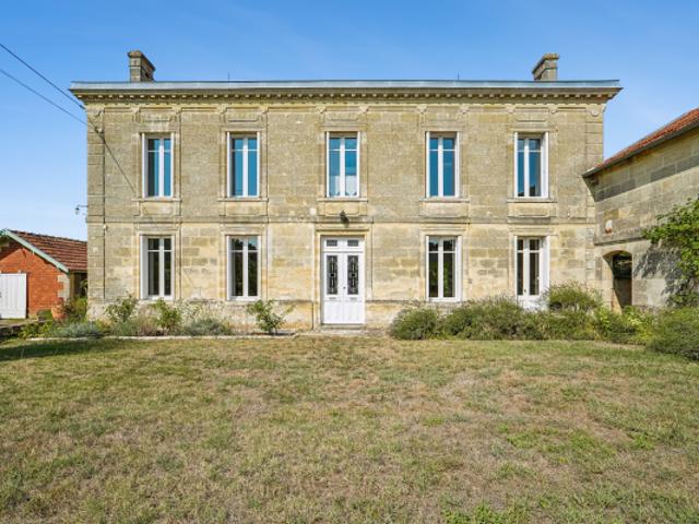 GAURIAC – PROPRIÉTÉ DE CHARME DU XIXE SIÈCLE – ENVIRON 270 M² –