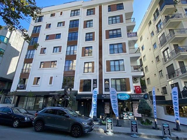 GAYRETTEPE 2 YILLIK BİNA ÖN CEPHE BALKONLU 56m2 1+1 ARAKAT