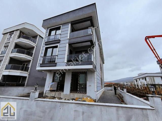 Gayrimenkul Den Helvacının En Güzel Yerlerinden Sıfır Daire