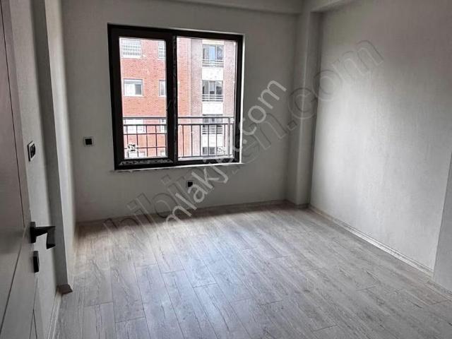 Gazze Cd. Liva Meram 4+1 Kiralık Sıfır Daire