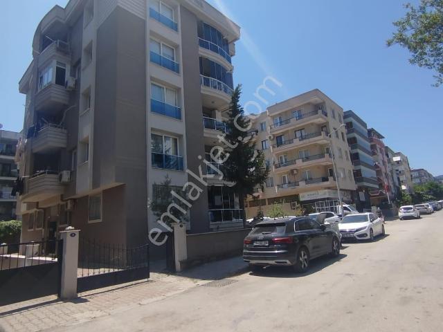 Gazi Mahallesinde 2+1 Geniş M2 Li Satılık Daire