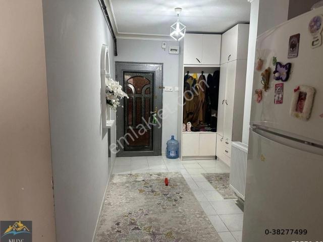 Gazi Mahallesinde Çarşı Merkezinde Satılık Daire.