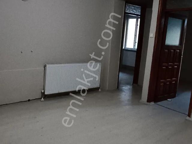 Gazi Mahallesi'nde Merkezi Konumlu 2+1 Kiralık Daire