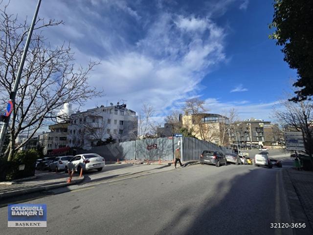 GAZİOSMANPAŞA ARJANTİN FİLİSTİN KÖŞESİNDE 620 M2 ARSA