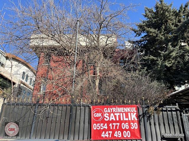 GAZİOSMANPAŞA KAZIM ÖZALPTE 495 M2 ARSA + 3 KATLI BİNA