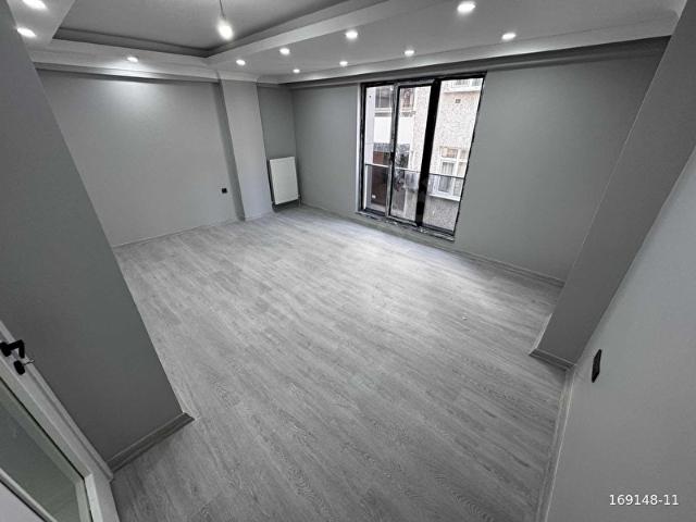 GAZİOSMANPAŞA MEYDANDA SIFIR ASANSÖR+BALKON 2+1 100m2 6.200.000T
