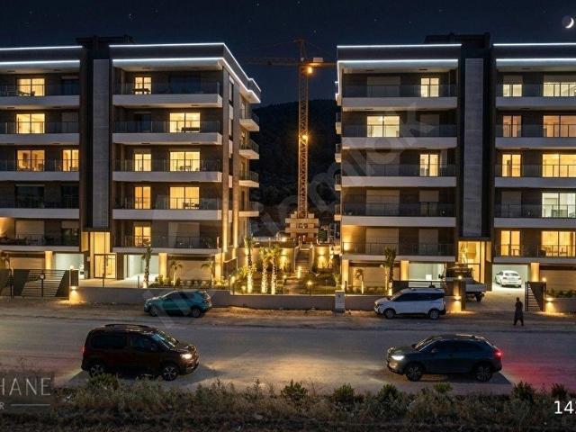 GAZİEMİR IRMAK MAHALLESİNDE KİRALIK LÜKS 3+1 DAİRE