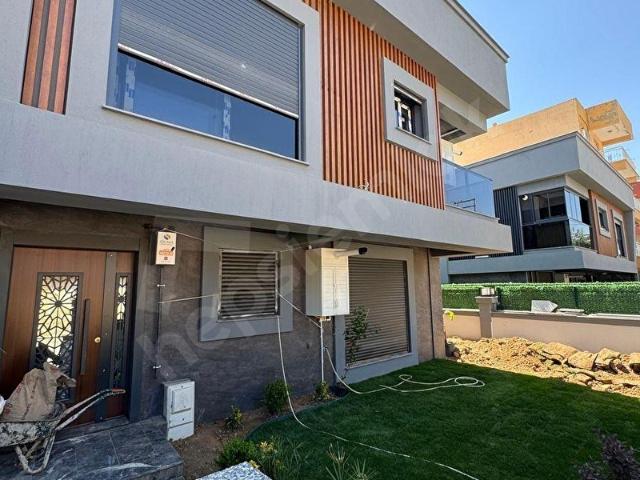 GAZİEMİR TURYAPTAN YEŞİL MAH. SIFIR LÜKS KİRALIK 1+1 DAİRE