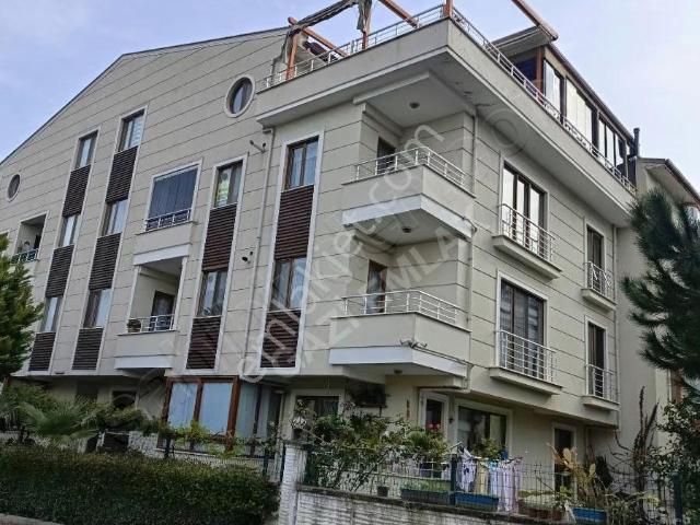 gazi Emlak150 M 3+1 Uygulama Oteli Karşısı 10 Yıllık Asansör