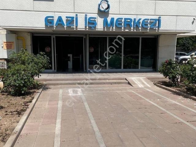 Gazi İş Merkexinde 1+1 Otoparklı klimalı büyük Ofis