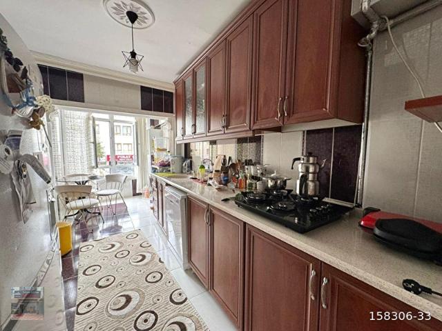 GAZİLER CAD.ÜZERİNDE ÇARŞIPAZARIN GÖBEĞİNDE FIRSAT 2+1