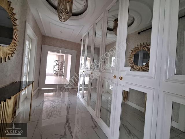 Gaziantep Fıstıklık Mh. 3+1 Satılık Daire.