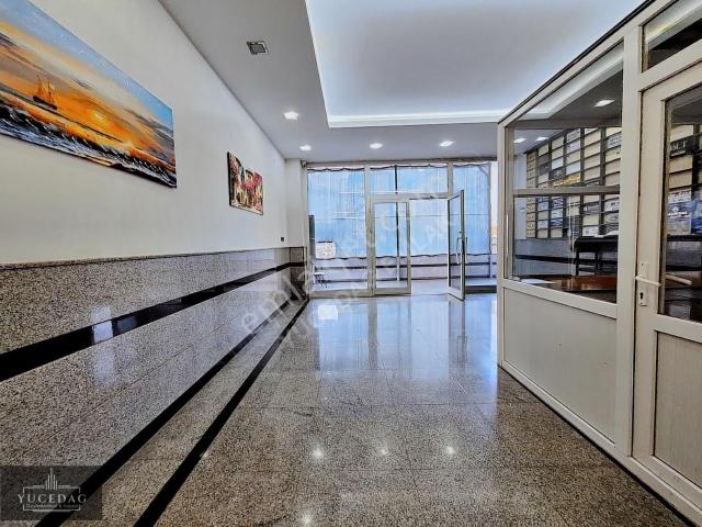 Gaziantep Mücahitlerlerde Yatırımcısına Satılık Büro Ofis.