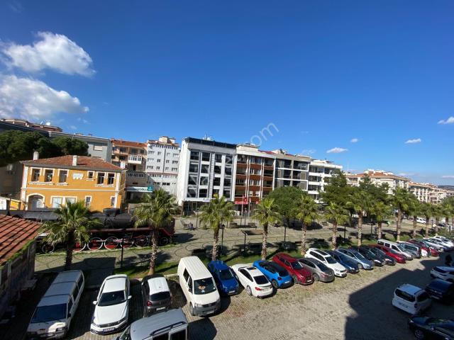 Gaziemir Atıfbey Mah. boş Kiracısız 3+1 Köşe Daire