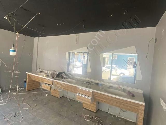 Gaziemir Emrezde Kuaför Ve Güzellik Salonu