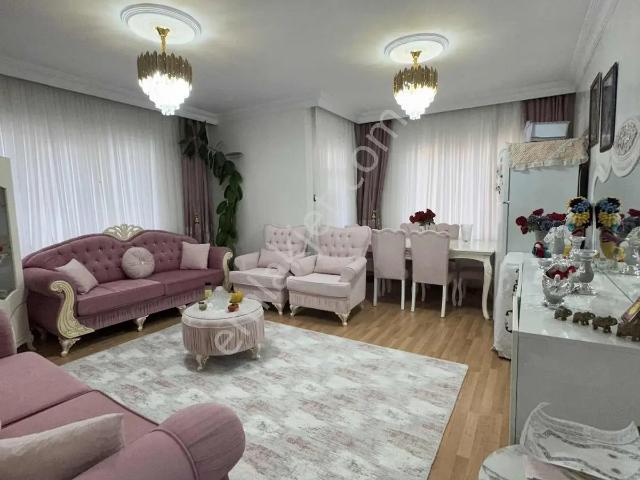 Gazikentte Satılık 3+1 Daire