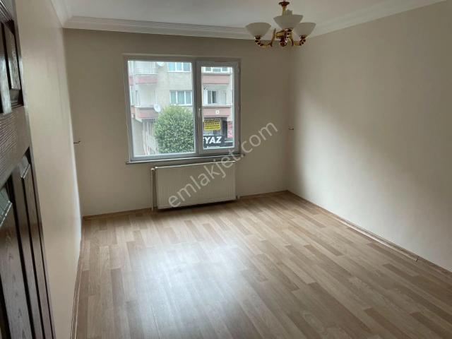 Gaziosmanpaşa Ordu Caddesinde /asansörlü Kamera Sistemli 2+195m2/1.kat /kiralık Daire Açıklaması