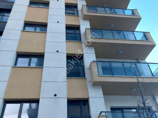 Gaziosmanpaşa Küçükköy Yeni Mah Acil Satılık Toki Daire 8kat 2+1 100