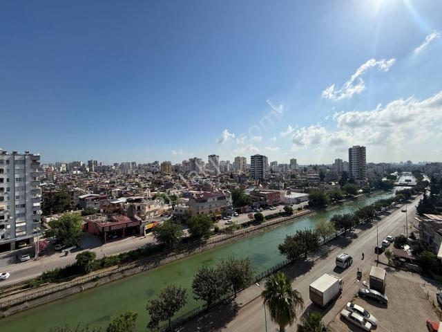 Gazipaşa Mah. 3+1 185 M2 Kat Mülkiyetli doğalgazlı Satılık Daire