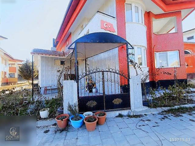 GAZLIGÖL SILA TERMALDE TAMAMI YENİLENMİŞ SATILIK DUBLEKS VİLLA!