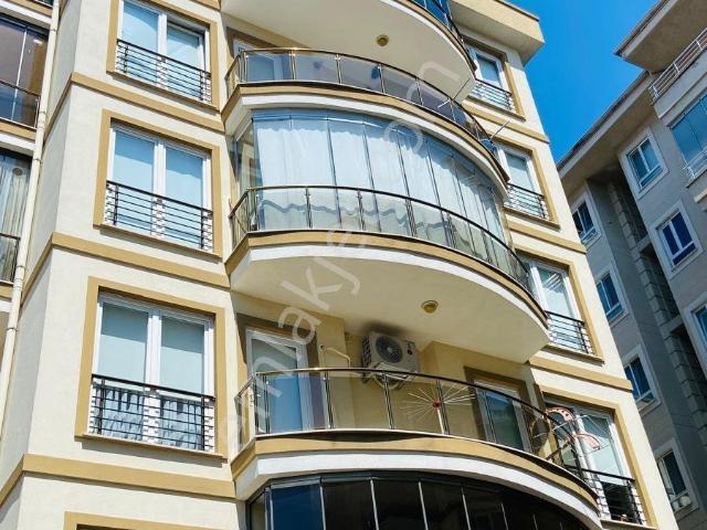 Geçit Özdilek Arkasında Satılık Daire