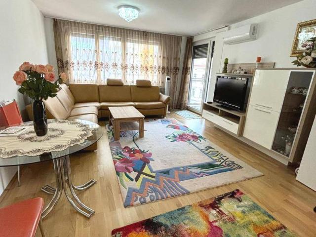Gemütliche möblierte 2 Zimmer Wohnung mit Tiefgaragenplatz