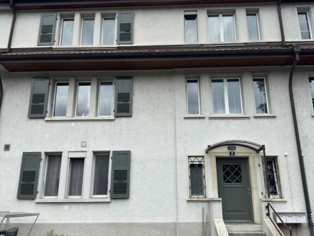 Gemütliche Altbauwohnung in Biel