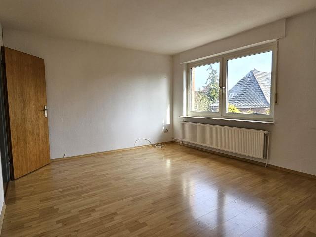 Gemütliche Dachgeschosswohnung in Top Wohnlage in Loga