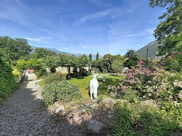 Gemütliche einstöckige Villa mit herrlichem Blick auf die Berge und die Dents du Midi