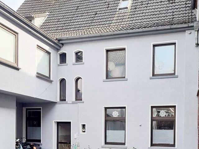 Gemütliche Studio Wohnung in City Lage von Krefeld Hüls