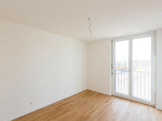 Gemütliche 2,5 Zimmer Wohnung im 5. Stock Ideal für Pendler | dreamo. Ch