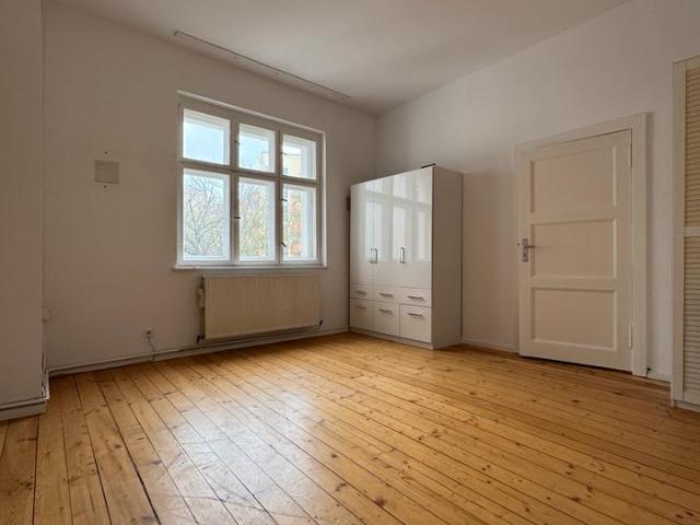 Gemütliche 2 Zimmer Wohnung mit Balkon in Berlin Steglitz