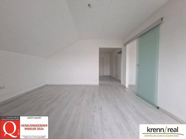 Angebotsverfahren! Gemütliche 2 Zimmer Wohnung mit Parkplatz