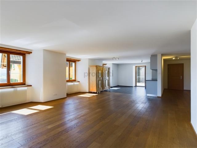 Gemütliche 3.5 Zimmer Wohnung in historischem Ambiente