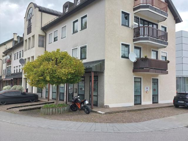 Gemütliche 3 Zim Dach Wohnung zum Selbstbezug od. Vermieten in gefragter Innenstadtlage