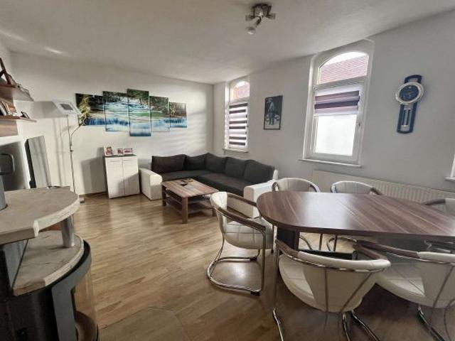 Gemütliche 3 Zimmerwohnung mit Einbauküche in Neustadt!