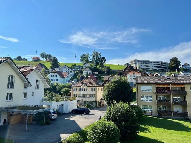 Gemütliche 4.0 Zi. Wohnung im 1. Obergeschoss