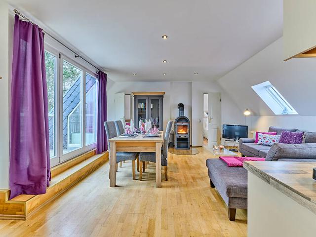 Gemütliche 4 Zi. DG Wohnung mit Süd Balkon und eigenem Garten in wattnaher Lage von Sylt OT Morsum