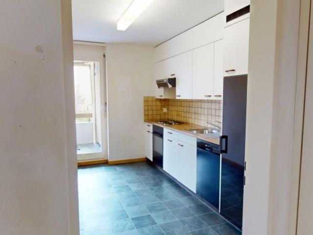 Gemütliche 4 Zimmer Wohnung in Zürich Altstetten Befristung bis 30.09.2027
