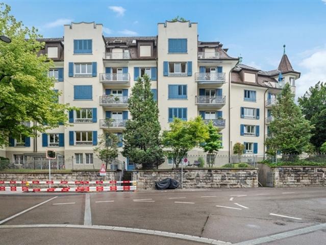 Gemütliches Büro mit vielfältigen Möglichkeiten