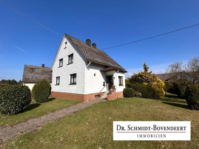 Gemütliches Einfamilienhaus auf sonnigem Grundstück in bevorzugter Lage von Höhn
