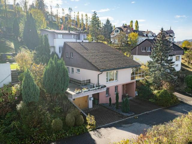 Gemütliches Einfamilienhaus mit attraktiver Aussicht