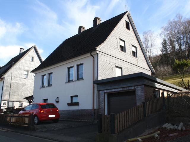 Gemütliches Einfamilienhaus mit Garage in Bad Laasphe OT